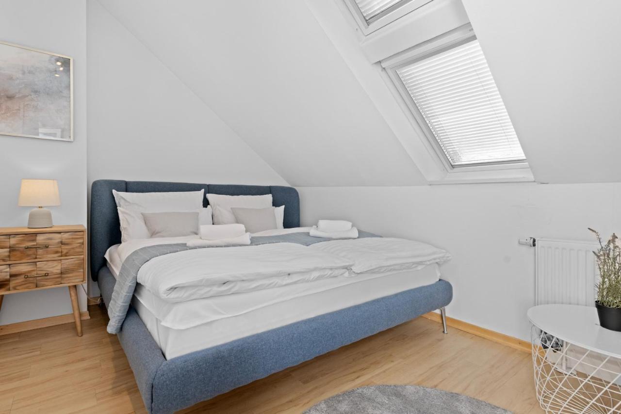 Stilvolle Wohnung: Private Dachterrasse - Zentral Augsburg Bagian luar foto
