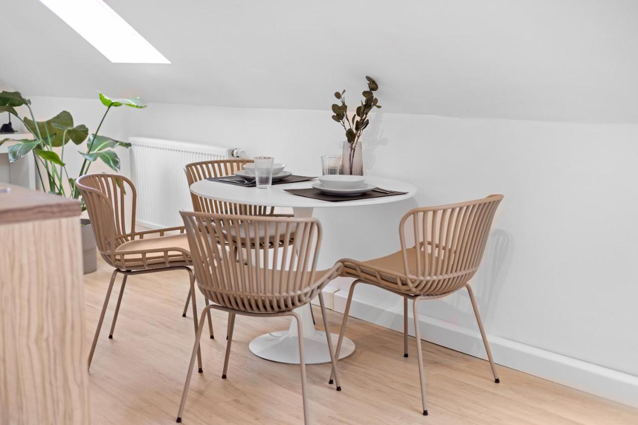 Stilvolle Wohnung: Private Dachterrasse - Zentral Augsburg Bagian luar foto