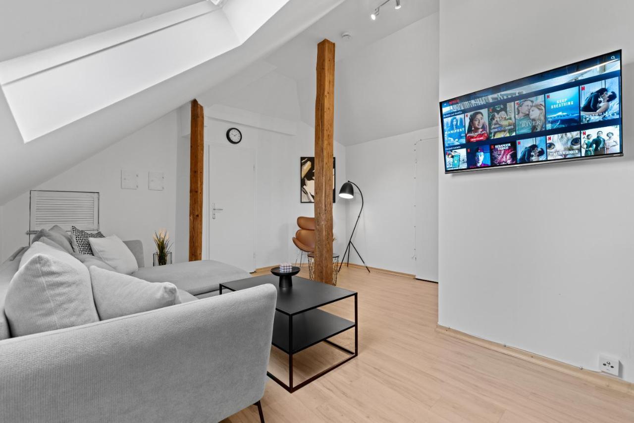 Stilvolle Wohnung: Private Dachterrasse - Zentral Augsburg Bagian luar foto